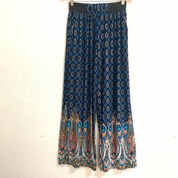 Bijorca Pocket Palazzo Pants Blue Paisley Print - Picture 6 of 6